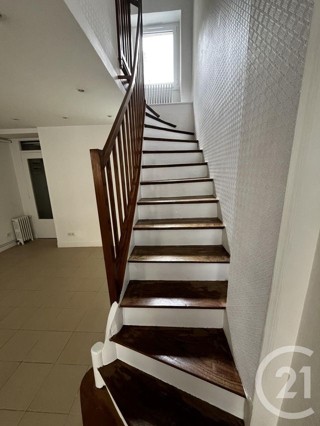 Maison &agrave; louer - 3 pi&egrave;ces - 71 m2 - Argentan - 61 - BASSE-NORMANDIE