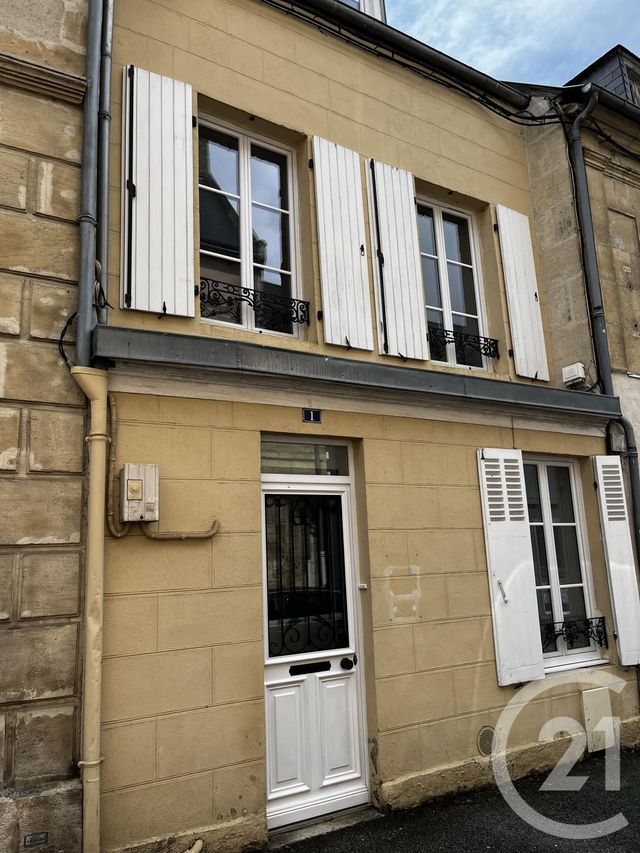 Maison &agrave; louer - 3 pi&egrave;ces - 71 m2 - Argentan - 61 - BASSE-NORMANDIE