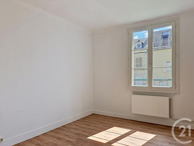 Appartement F2 &agrave; louer - 2 pi&egrave;ces - 47,75 m2 - Argentan - 61 - BASSE-NORMANDIE