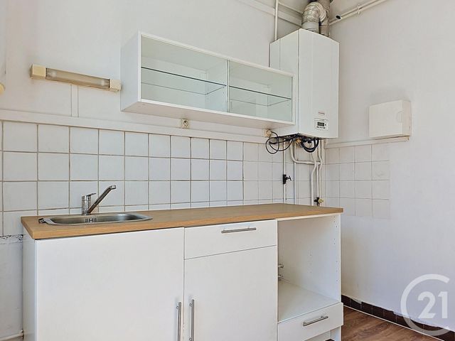 Appartement F2 &agrave; louer - 2 pi&egrave;ces - 47,75 m2 - Argentan - 61 - BASSE-NORMANDIE