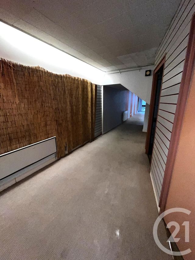 Local commercial à louer - 73.0 m2 - 61 - Orne