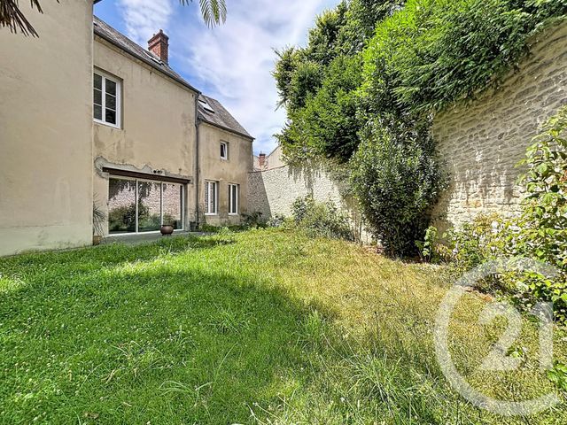 Maison &agrave; louer - 7 pi&egrave;ces - 203,68 m2 - Argentan - 61 - BASSE-NORMANDIE