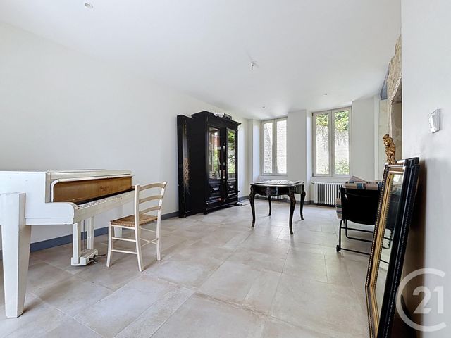 Maison &agrave; louer - 7 pi&egrave;ces - 203,68 m2 - Argentan - 61 - BASSE-NORMANDIE