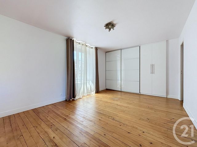Maison &agrave; louer - 7 pi&egrave;ces - 203,68 m2 - Argentan - 61 - BASSE-NORMANDIE