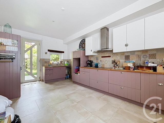 Maison &agrave; louer - 7 pi&egrave;ces - 203,68 m2 - Argentan - 61 - BASSE-NORMANDIE