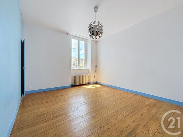 Maison &agrave; louer - 7 pi&egrave;ces - 203,68 m2 - Argentan - 61 - BASSE-NORMANDIE