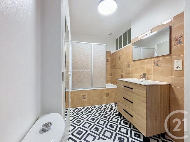 Appartement F1 bis &agrave; louer - 2 pi&egrave;ces - 28,02 m2 - Argentan - 61 - BASSE-NORMANDIE