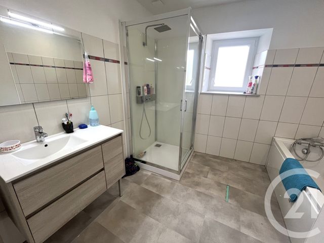 Maison &agrave; louer - 4 pi&egrave;ces - 92 m2 - Montgaroult - 61 - BASSE-NORMANDIE