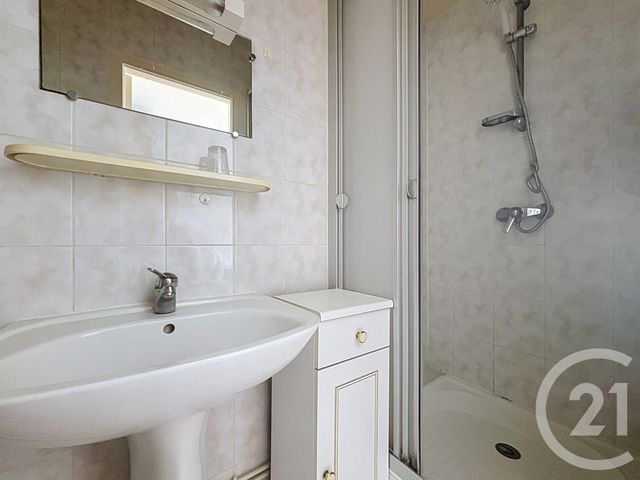 Appartement Chambre &agrave; louer - 1 pi&egrave;ce - 14 m2 - Argentan - 61 - BASSE-NORMANDIE