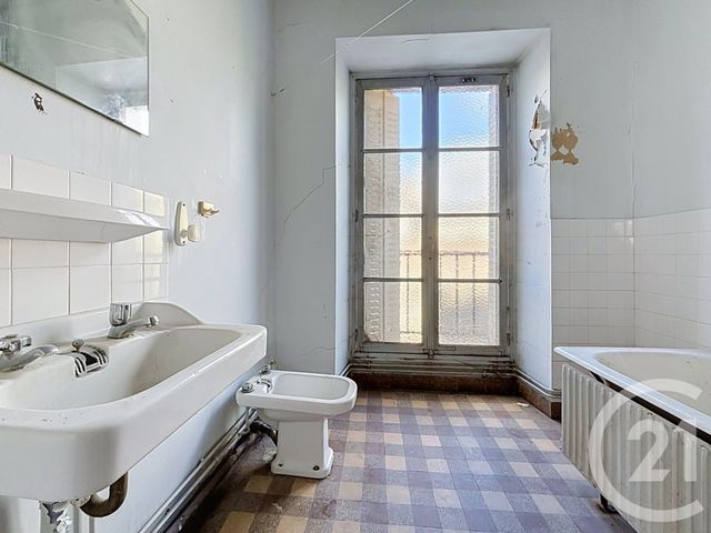 Appartement &agrave; vendre - 8 pi&egrave;ces - 179,33 m2 - Argentan - 61 - BASSE-NORMANDIE