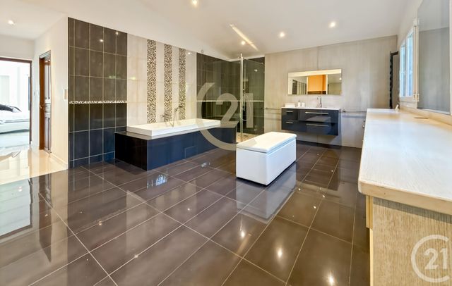 Maison à vendre - 7 pièces - 378 m2 - Lumio - 202 - CORSE