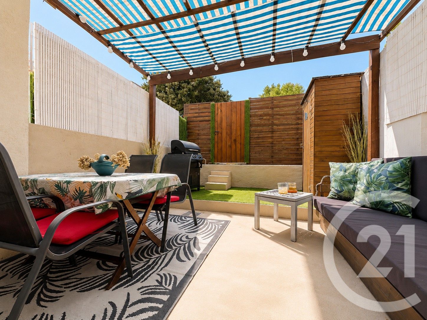 Appartement T2 à vendre - 2 pièces - 21,22 m2 - Calvi - 202 - CORSE — 3