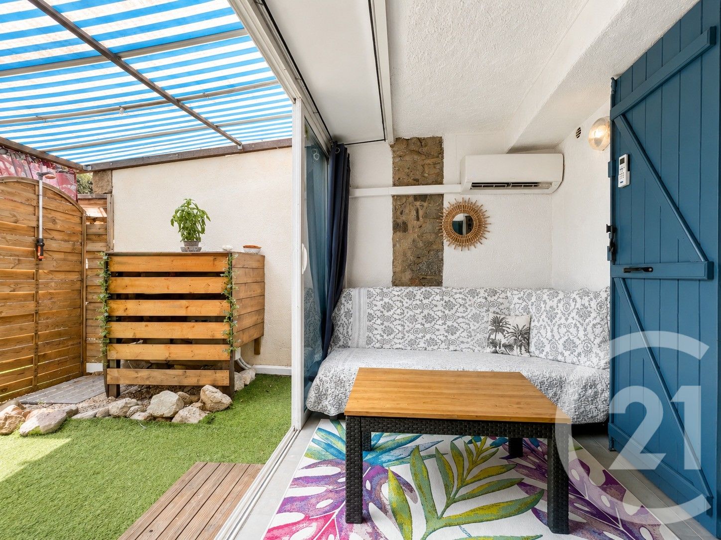 Appartement T2 à vendre - 2 pièces - 21,22 m2 - Calvi - 202 - CORSE — 10