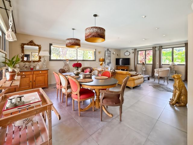 Maison &agrave; vendre - 7 pi&egrave;ces - 215 m2 - Calvi - 202 - CORSE
