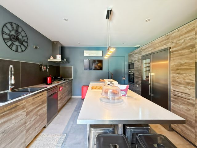 Maison &agrave; vendre - 7 pi&egrave;ces - 215 m2 - Calvi - 202 - CORSE