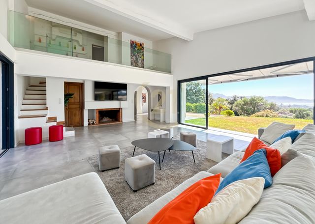 Maison &agrave; vendre - 7 pi&egrave;ces - 378 m2 - Lumio - 202 - CORSE