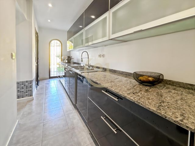 Maison &agrave; vendre - 7 pi&egrave;ces - 378 m2 - Lumio - 202 - CORSE