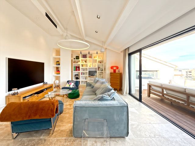 Appartement T5 &agrave; vendre - 5 pi&egrave;ces - 154,62 m2 - Calvi - 202 - CORSE