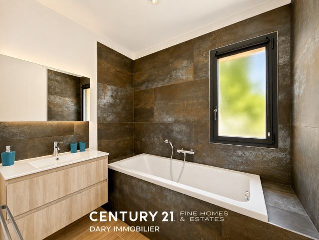 Maison &agrave; vendre - 6 pi&egrave;ces - 183,08 m2 - Calvi - 202 - CORSE