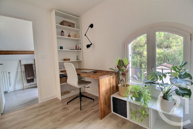 Maison à vendre - 5 pièces - 128 m2 - Pessac - 33 - AQUITAINE