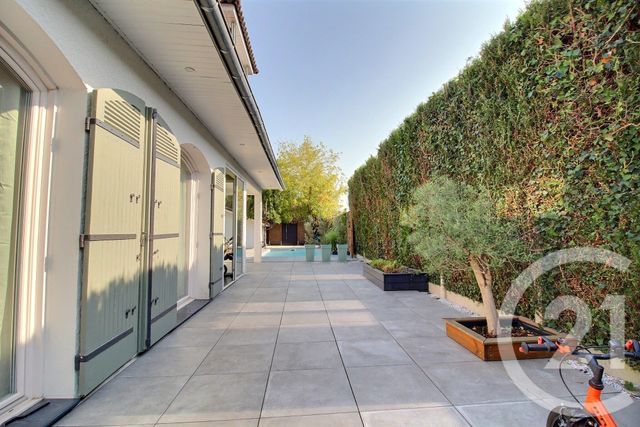 Maison à vendre - 5 pièces - 128 m2 - Pessac - 33 - AQUITAINE