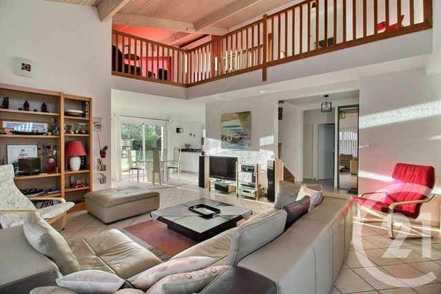 Maison à vendre - 5 pièces - 146 m2 - Pessac - 33 - AQUITAINE