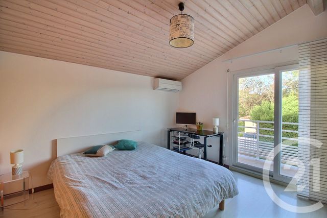 Maison à vendre - 5 pièces - 146 m2 - Pessac - 33 - AQUITAINE