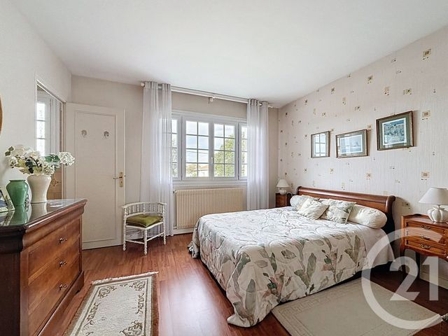 Maison à vendre - 6 pièces - 166 m2 - Pessac - 33 - AQUITAINE