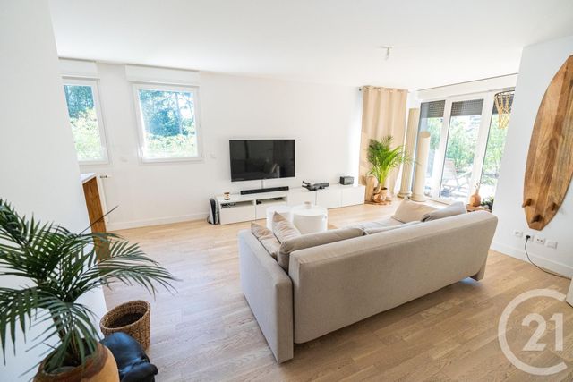 Appartement F3 à vendre - 3 pièces - 68,60 m2 - Pessac - 33 - AQUITAINE
