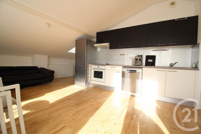 Appartement F2 &agrave; louer - 2 pi&egrave;ces - 44 m2 - Pessac - 33 - AQUITAINE