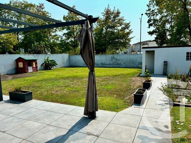 Maison &agrave; louer - 4 pi&egrave;ces - 94,25 m2 - Pessac - 33 - AQUITAINE