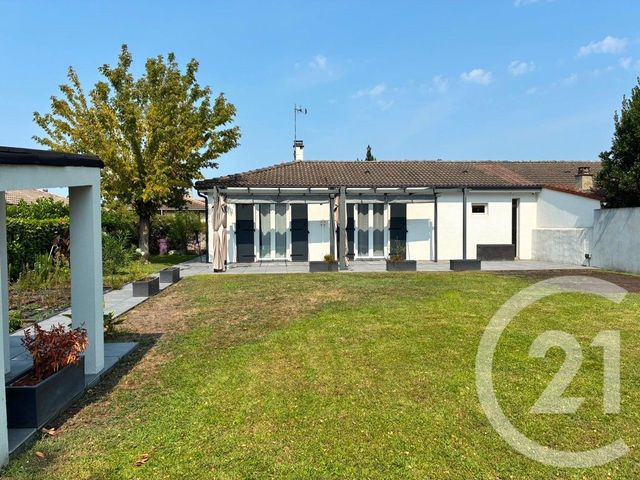 Maison &agrave; louer - 4 pi&egrave;ces - 94,25 m2 - Pessac - 33 - AQUITAINE
