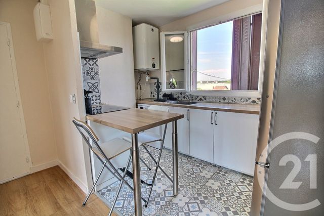 Appartement F4 &agrave; louer - 4 pi&egrave;ces - 64 m2 - Pessac - 33 - AQUITAINE