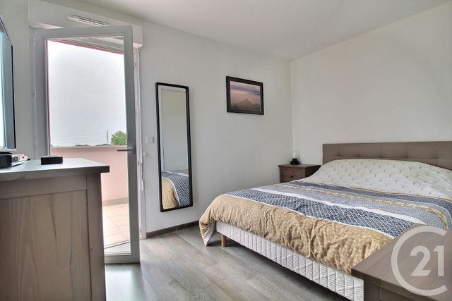 Appartement F4 &agrave; louer - 4 pi&egrave;ces - 83,30 m2 - Pessac - 33 - AQUITAINE