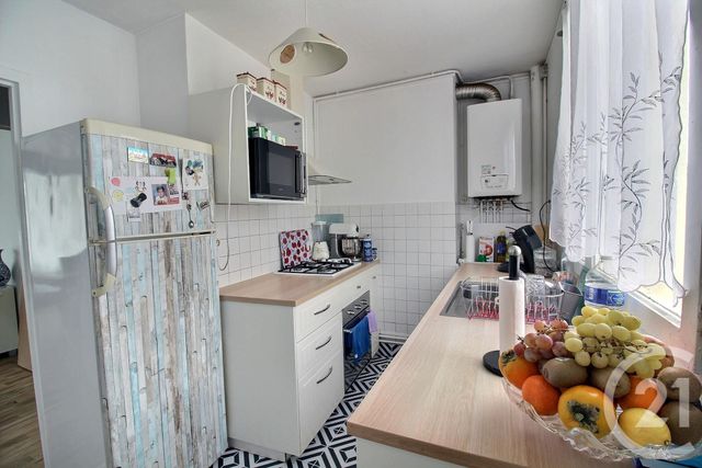 Appartement F4 à vendre - 4 pièces - 63,61 m2 - Pessac - 33 - AQUITAINE