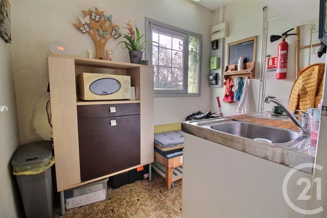 Appartement Local à vendre - 1 pièce - 50 m2 - Merignac - 33 - AQUITAINE