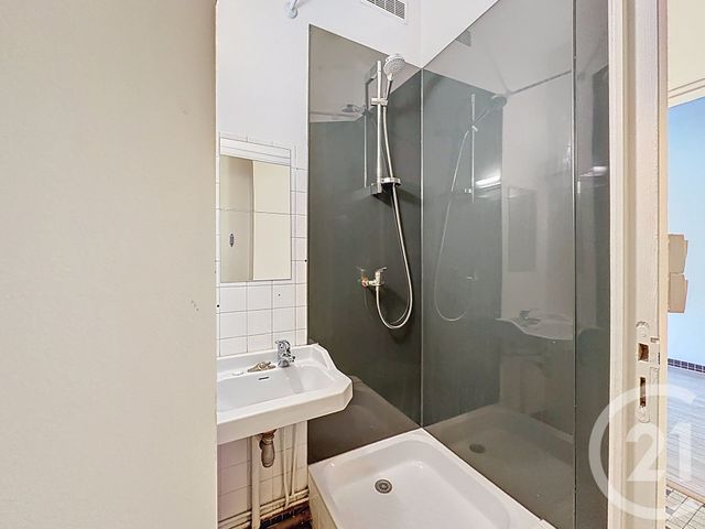 Appartement F1 bis &agrave; vendre - 2 pi&egrave;ces - 27,70 m2 - Lyon - 69006 - RHONE-ALPES