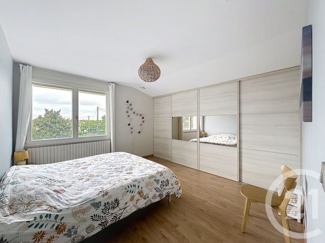 Appartement F3 à vendre - 3 pièces - 81,98 m2 - Villars Les Dombes - 01 - RHONE-ALPES