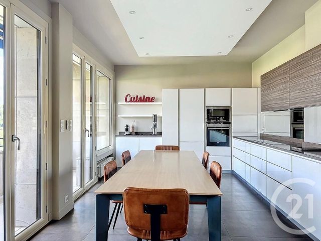 Appartement F5 &agrave; louer - 5 pi&egrave;ces - 188,11 m2 - Lyon - 69006 - RHONE-ALPES