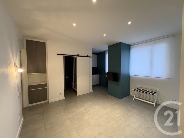 Appartement F5 &agrave; louer - 5 pi&egrave;ces - 188,11 m2 - Lyon - 69006 - RHONE-ALPES