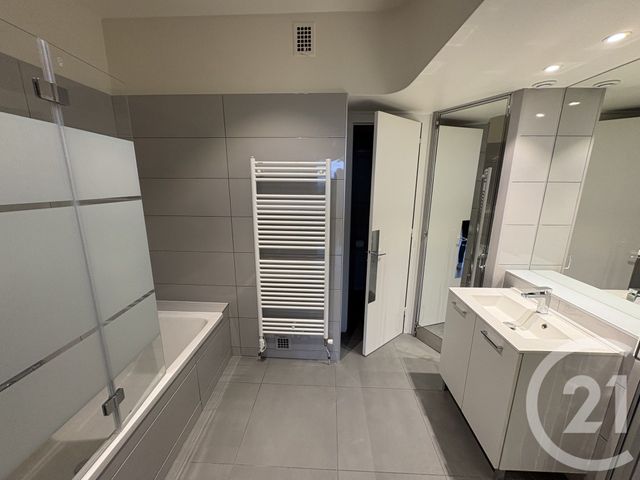 Appartement F5 &agrave; louer - 5 pi&egrave;ces - 188,11 m2 - Lyon - 69006 - RHONE-ALPES