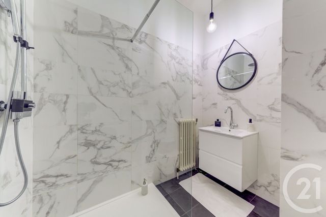 Appartement F4 &agrave; vendre - 4 pi&egrave;ces - 129,81 m2 - Lyon - 69006 - RHONE-ALPES