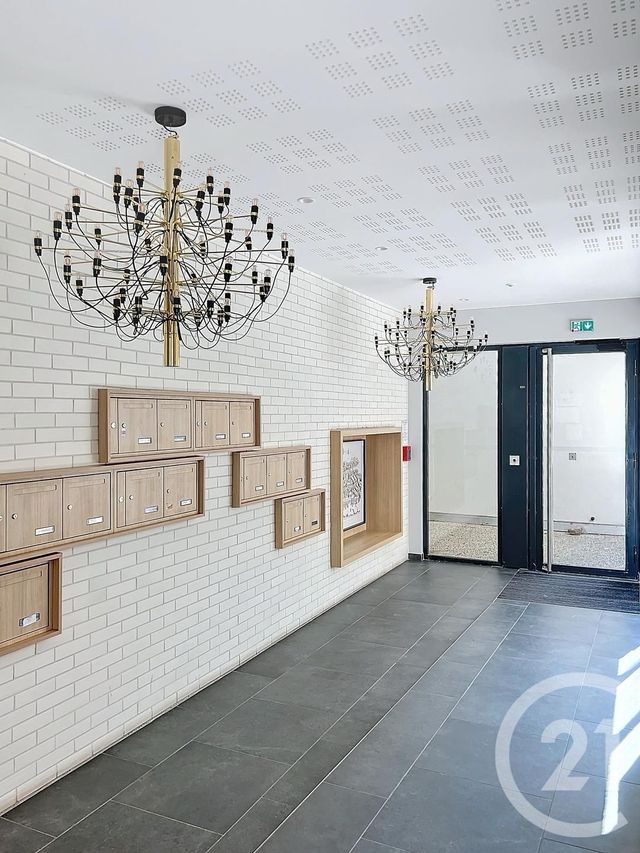 Appartement T3 &agrave; louer - 3 pi&egrave;ces - 72,02 m2 - Lyon - 69006 - RHONE-ALPES