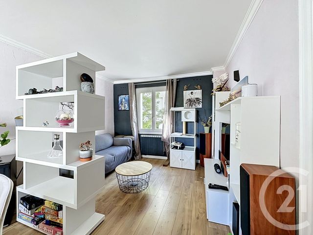 Appartement T3 &agrave; vendre - 3 pi&egrave;ces - 62,70 m2 - Caluire Et Cuire - 69 - RHONE-ALPES
