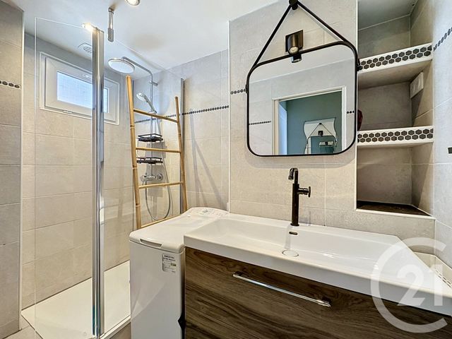 Appartement T3 &agrave; vendre - 3 pi&egrave;ces - 62,70 m2 - Caluire Et Cuire - 69 - RHONE-ALPES