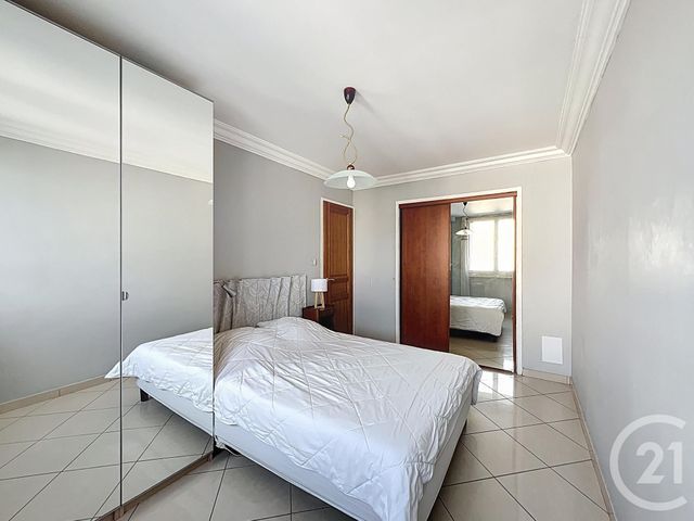Appartement T2 &agrave; louer - 2 pi&egrave;ces - 41 m2 - Caluire Et Cuire - 69 - RHONE-ALPES
