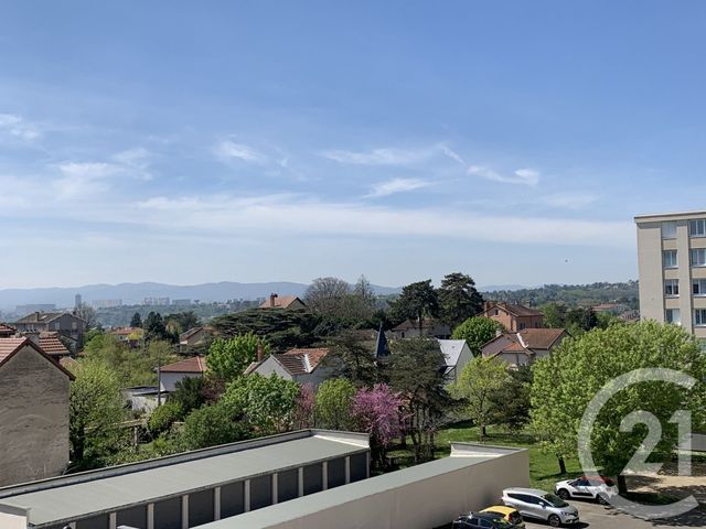 Appartement T2 &agrave; louer - 2 pi&egrave;ces - 41 m2 - Caluire Et Cuire - 69 - RHONE-ALPES