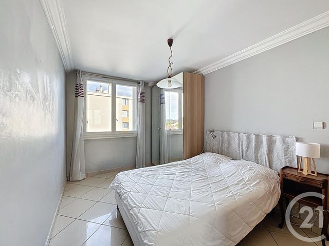 Appartement T2 &agrave; louer - 2 pi&egrave;ces - 41 m2 - Caluire Et Cuire - 69 - RHONE-ALPES