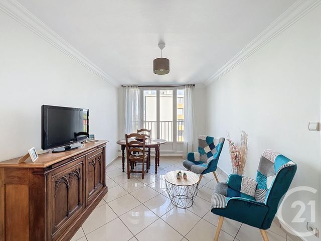 Appartement T2 &agrave; louer - 2 pi&egrave;ces - 41 m2 - Caluire Et Cuire - 69 - RHONE-ALPES