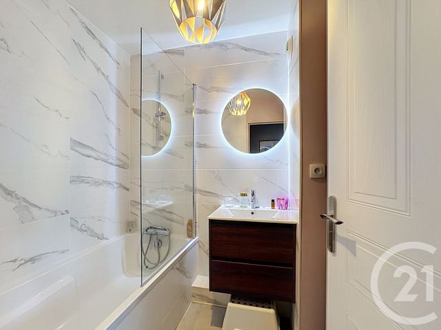 Appartement F5 &agrave; vendre - 5 pi&egrave;ces - 109,95 m2 - Caluire Et Cuire - 69 - RHONE-ALPES